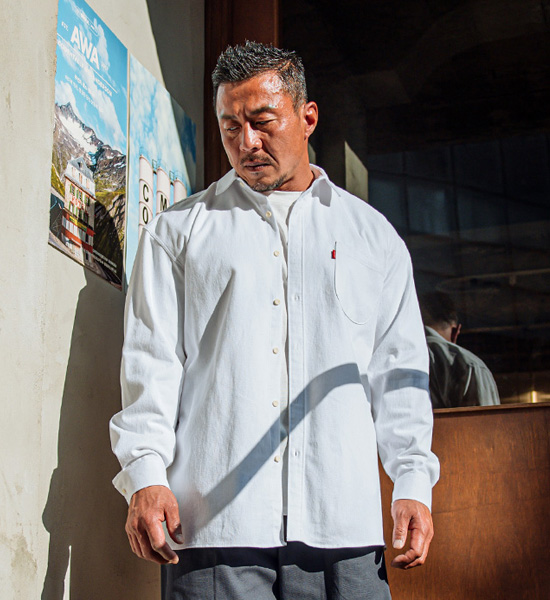(M-5XL)<br>아늑해 柄のないシャツ <br><font color="#098a09"><B>長さを選択 (基本的な,ロング+8cm)</B></font>