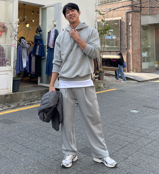 (M-5XL)<BR>크리더스 フードティーシャツ+트랄리 トレーニングパンツ