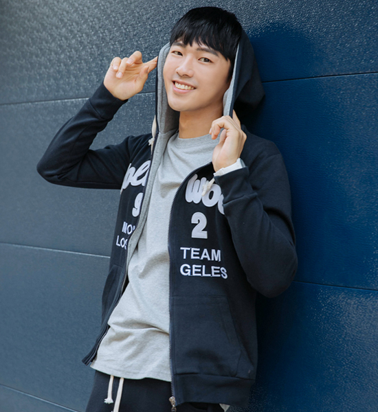 (M-4XL)<BR>수비 フードジップアップ92