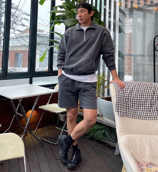 (L-5XL)<BR>우즈리스 顔料 ハーフジップアップ+솔틴 顔料 ハーフパン