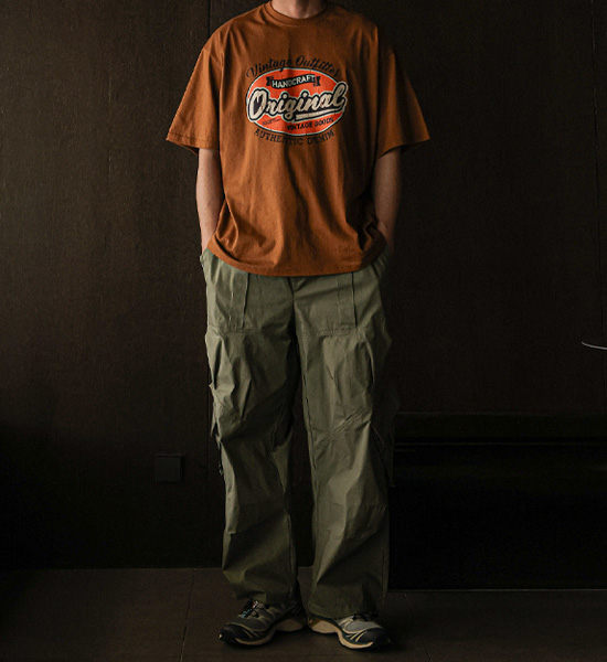 (L-5XL)<BR>마그론 半そでティー