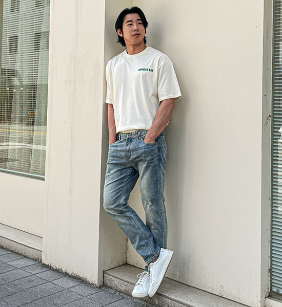 카담바 スリムフィット デニムパンツ 837