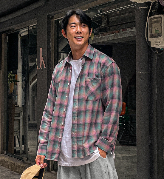 (L-5XL)<BR>카토라 チェック柄のシャツ