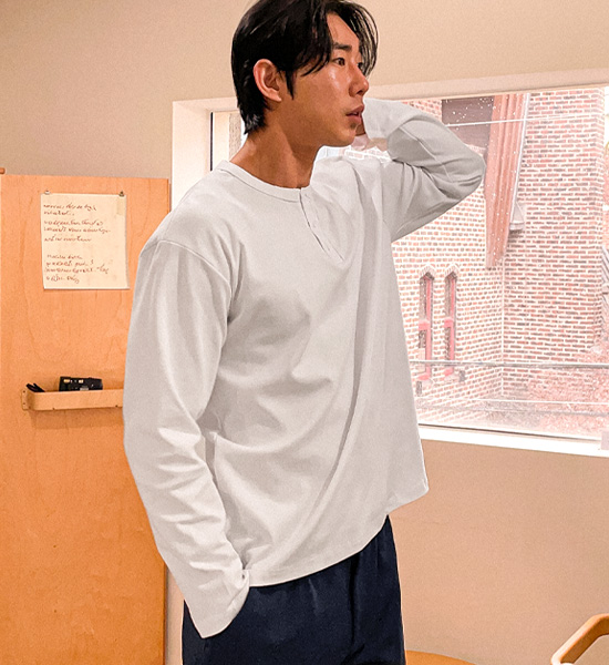 (L-4XL)<BR>알리시 ヘンリーネックの長袖Tシャツ