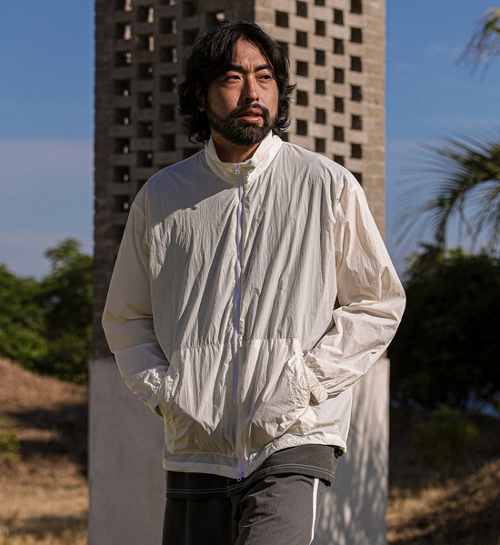 (L-5XL)<BR>번사이드 防風 ジャンパ