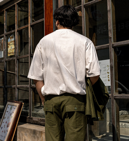 (L-5XL)<br>러비언 セミワイドフィット ズボンをはく