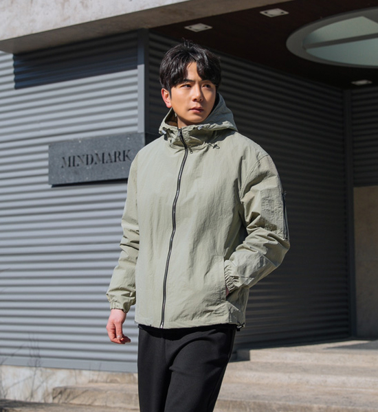 (L-4XL)<BR>코잉 フードジャンパ
