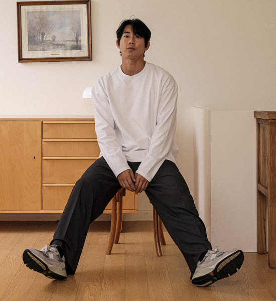 (XL-6XL)<br>로니콘 乳首を覆うさま 切開長袖Tシャツ T010