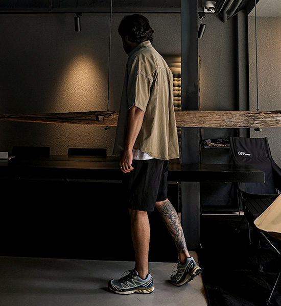 (L-5XL)<BR>노커드 顔料 半袖シャツ