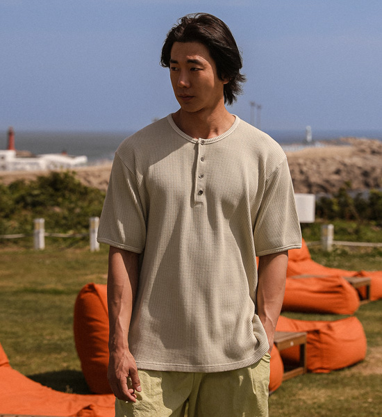 마이푸 顔料 ヘンリーネック半袖Tシャツ