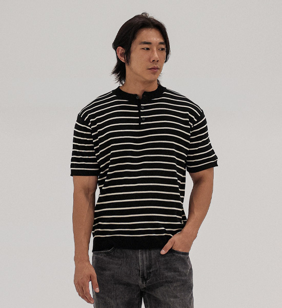 토마이 縞模様 ヘンリーネック 半袖のニット