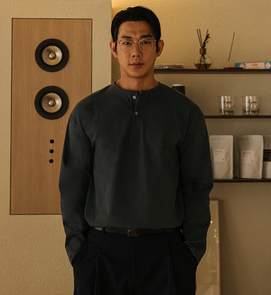 폴크 ヘンリーネック 長袖Tシャツ