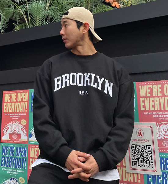(L-6XL)<br>오피난 ブルックリン 刺繍入りのスウェットシャツ <br><font color="#098a09"><B>長さを選択 (基本的な,ロング+6cm)</B></font>