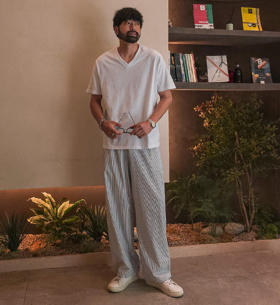 (M-5XL)<br>캐러멜 V 베이직코튼T<br><font color="#098a09"><B>長さを選択 (基本的な,ロング+8cm)</B></font>