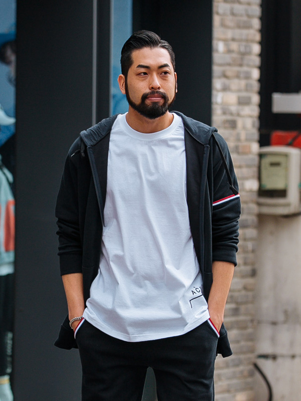 (2XL-3XL)<BR>잡아준다면 フードジップアップ+어려보여 3줄슬림밴딩팬츠