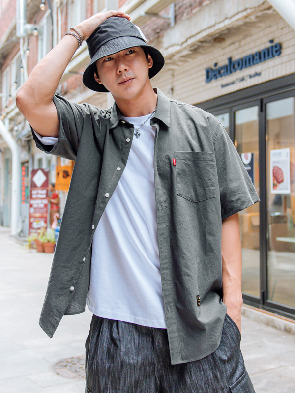(L-5XL)<br>독보적인 柄のない半袖シャツ