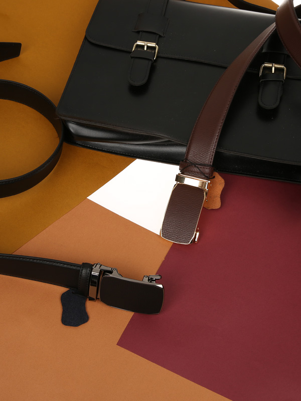 (最大48インチまで装着可能)<BR>도나리 カーフスキン 自動ベルト(4402四角)