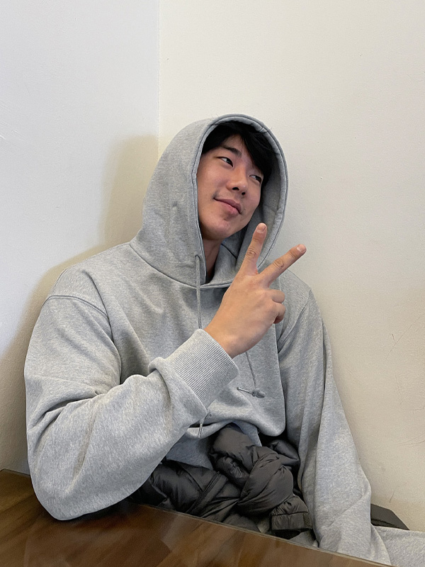 (M-5XL)<BR>크리더스 フードティーシャツ+트랄리 トレーニングパンツ