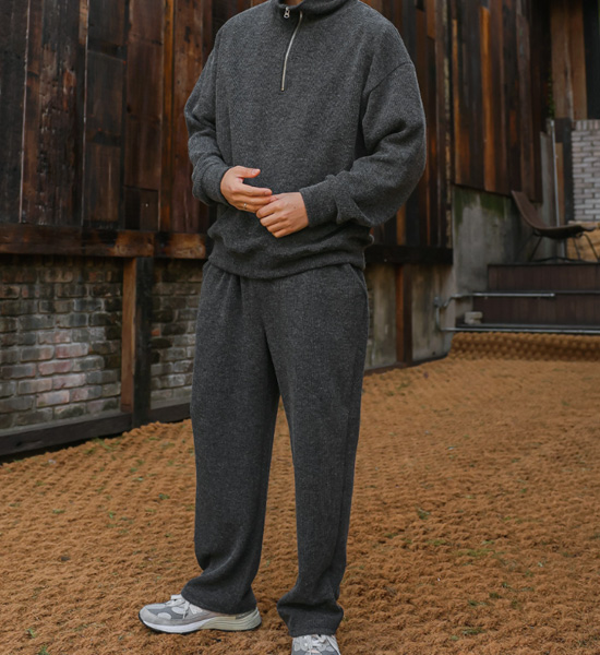 (XL-6XL)<br>우사라크 ハーフジップアップ マンツーマン <br><font color="#098a09"><B>長さを選択 (基本的な,ロング+6cm)</B></font><BR><B><FONT COLOR="#ff4800">[追加割引]</FONT></B>