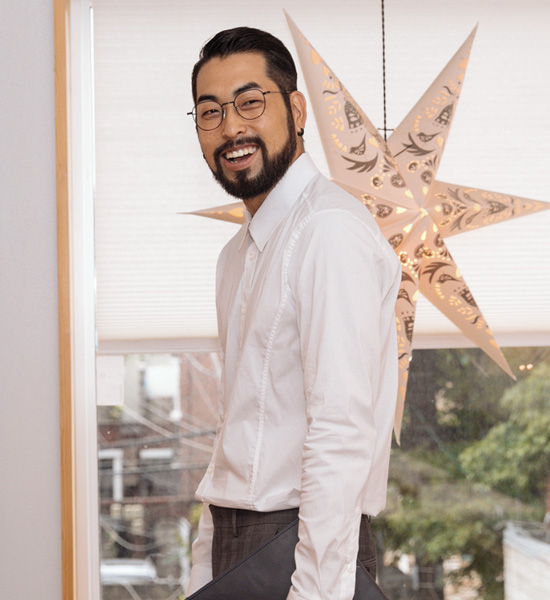 (M-6XL)<br>사랑받는 スリムフィット スパン シャツ <br><font color="#098a09"><B>長さを選択 (基本的な,ロング+8cm)</B></font>