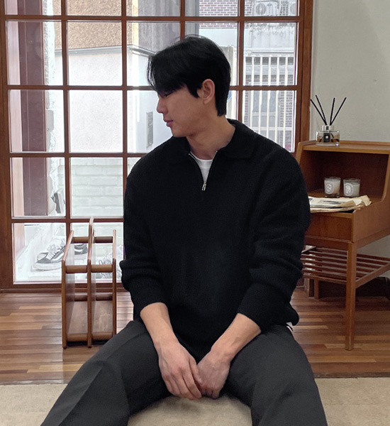 (XL-6XL)<br>이스턴 ハーフジップアップ 카라니트