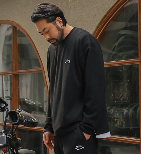 [SET](L-5XL)<BR>이크링 マンツーマン + 우키홀 トレーニングパンツ