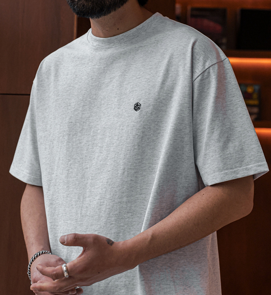 (L-5XL)<br>소사비노 切開 刺繍半袖シャツ <br><font color="#098a09"><B>長さを選択 (基本的な,ロング+6cm)</B></font>