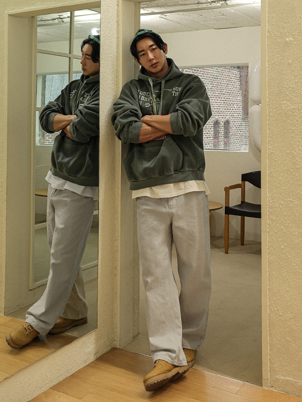 아스완 顔料 フードティーシャツ