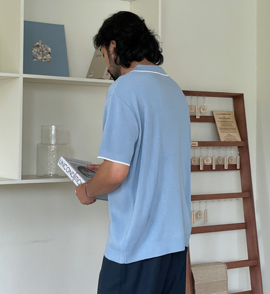 (L-5XL)<br>라타리 オープンカラー 半袖のニット<br><font color="#fb5ec9"><B>[1+1]</B></font>