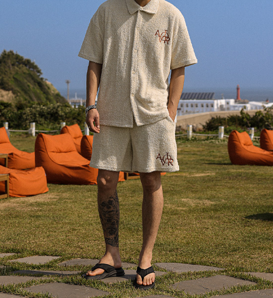 바르카우 타올지 半袖シャツ