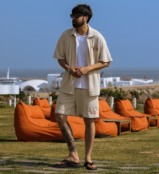 바르카우 타올지 半袖シャツ+로히야 타올지 バンディング半ズボン