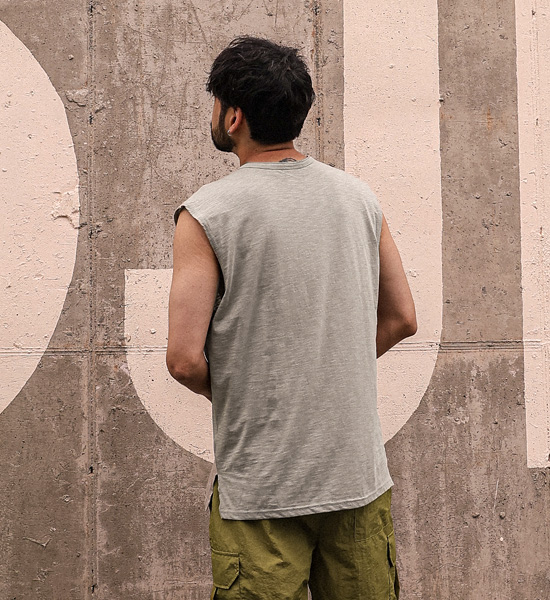 나르비크 袖なし