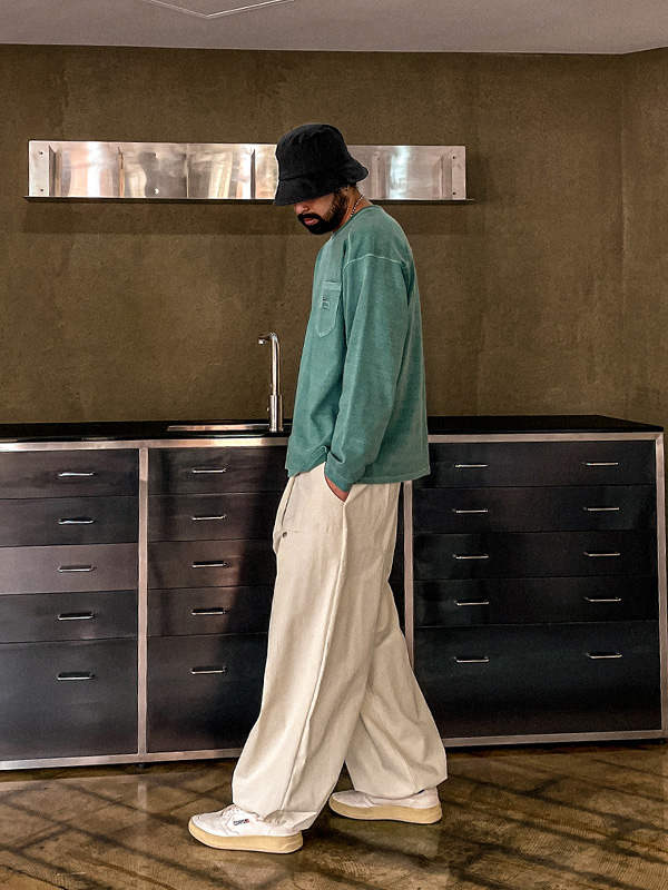 (L-5XL)<BR>몬티노 顔料 切開長袖Tシャツ T107