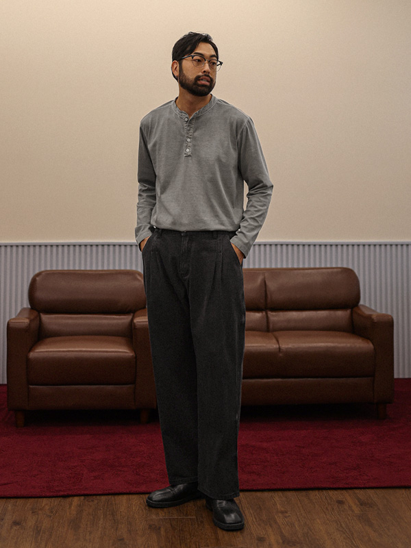 바실키우 顔料 ヘンリーネック 長袖Tシャツ