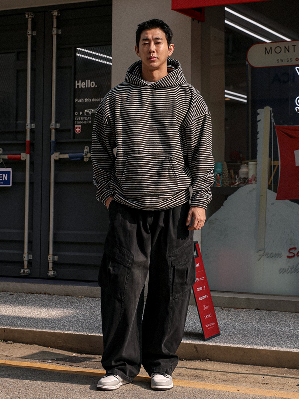 마르키야 縞模様 フードティーシャツ