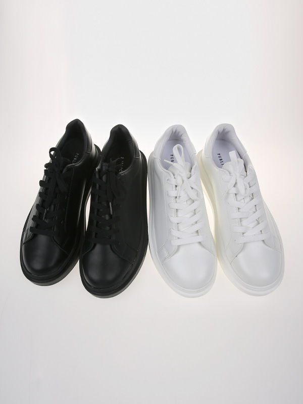 퍼블릭포메 スニーカー