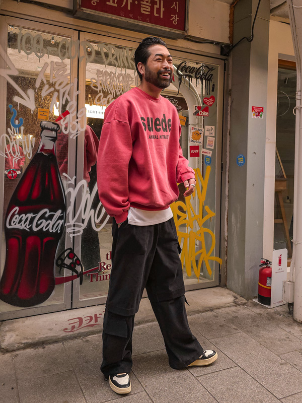 스크라딘 顔料 起毛マンツーマンTシャツ