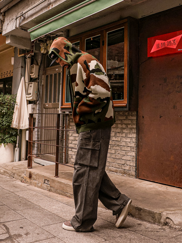 핫파타 セミワイドフィット カーゴパンツ