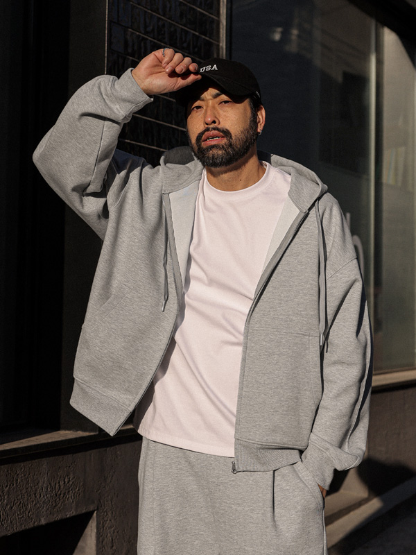 (M-6XL)<br>쿱사 切開 フードジップアップ