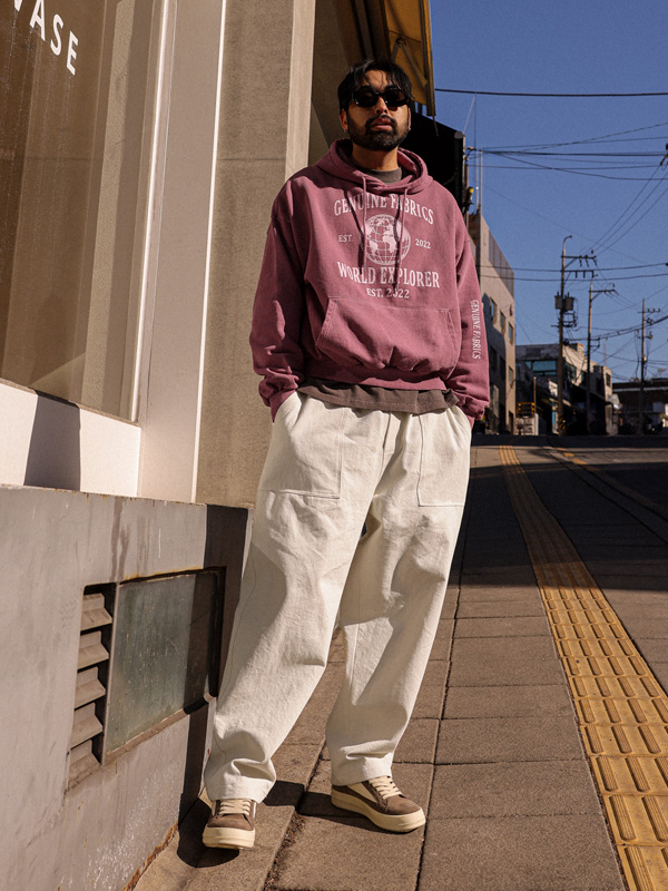 아르노스 顔料 フードティーシャツ