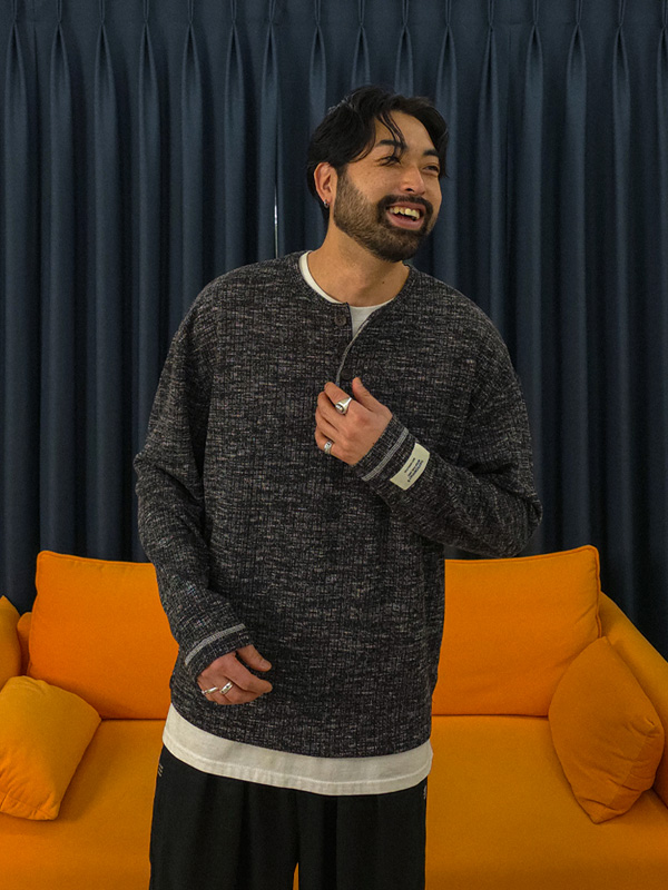 (L-7XL)<br>우스트마 ヘンリーネック ニット 7015