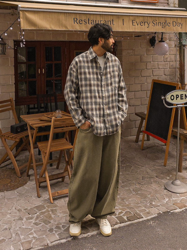 타글리트 チェック柄のシャツ 400