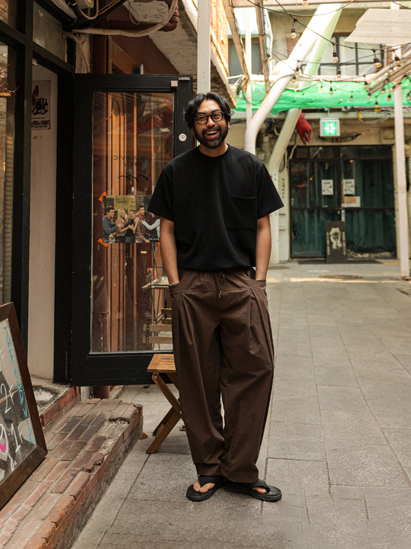 사브라타 ワイドフィット リネンバンディングパンツ