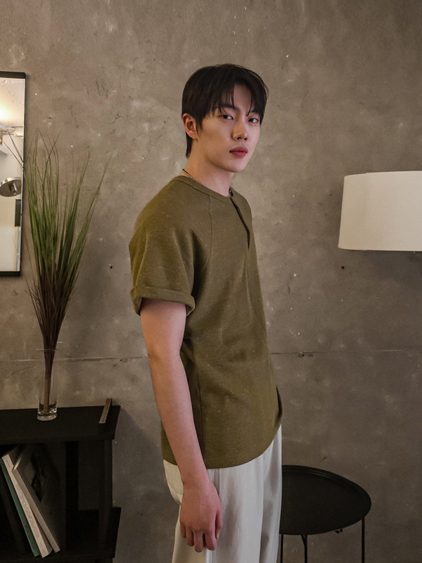 린도이아 ヘンリーネック 半そでティー