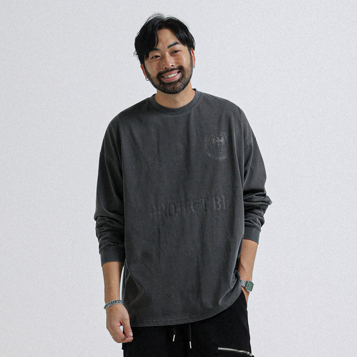 아피토스 顔料 長袖Tシャツ